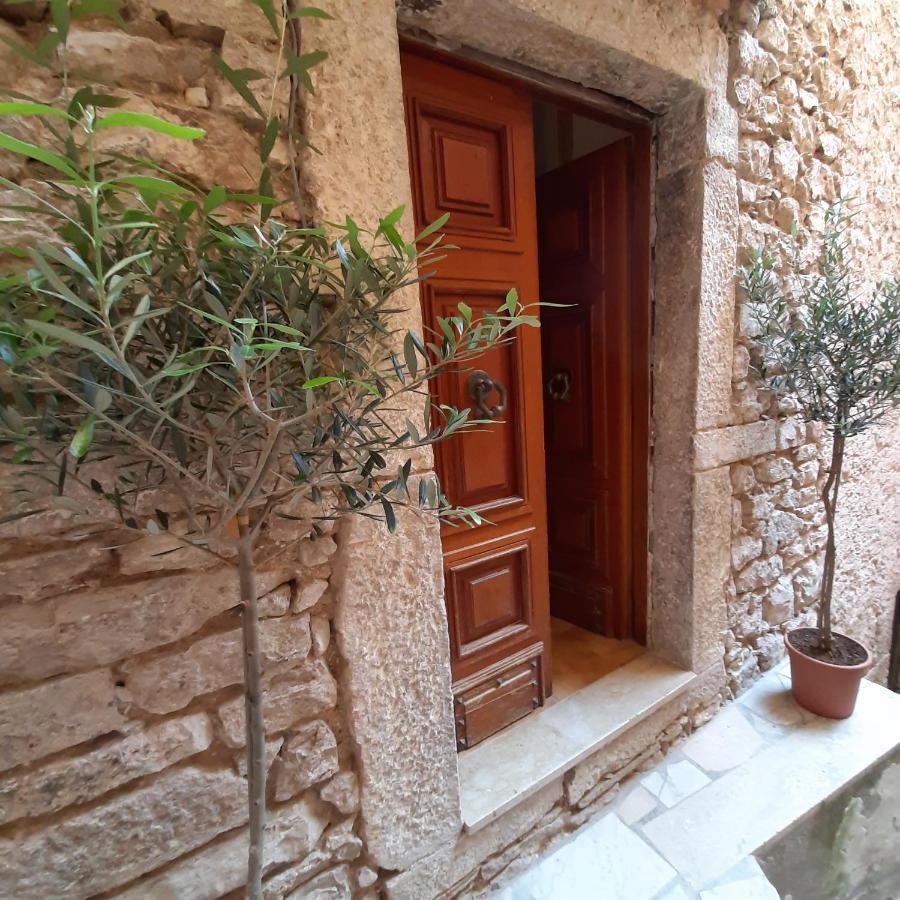 A Casa Di Carla Appartement Sonnino Buitenkant foto