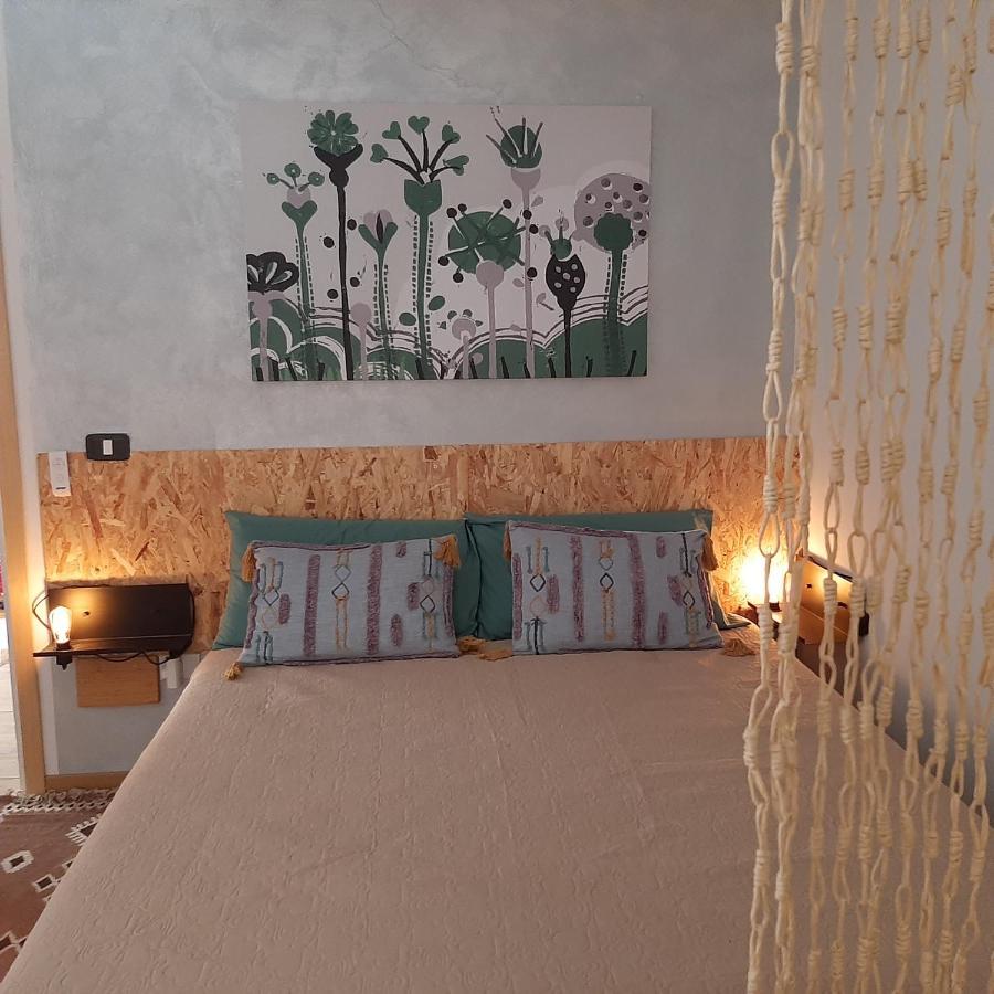 A Casa Di Carla Appartement Sonnino Buitenkant foto
